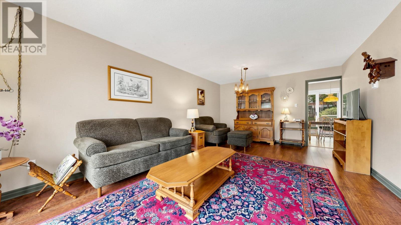 65 Porter Street, Bradford West Gwillimbury (Bradford), Ontario  L3Z 1E9 - Photo 5 - N13239258