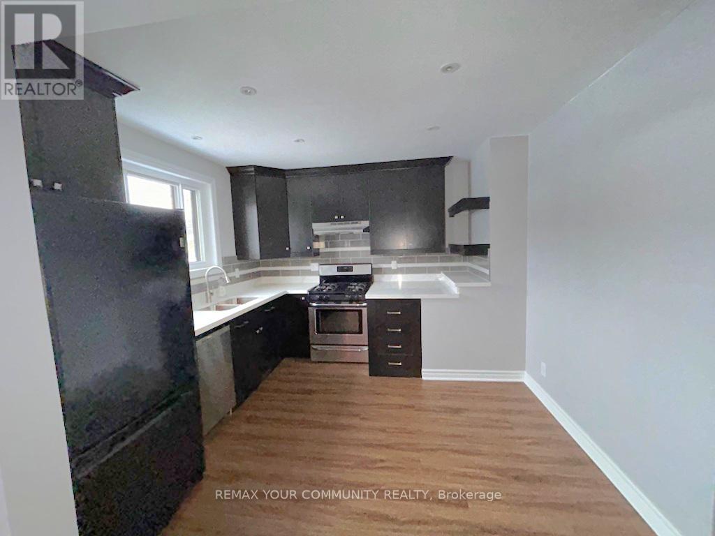 Main Floor - 44 Davis Road, Aurora, Ontario  L4G 2B6 - Photo 4 - N13239352