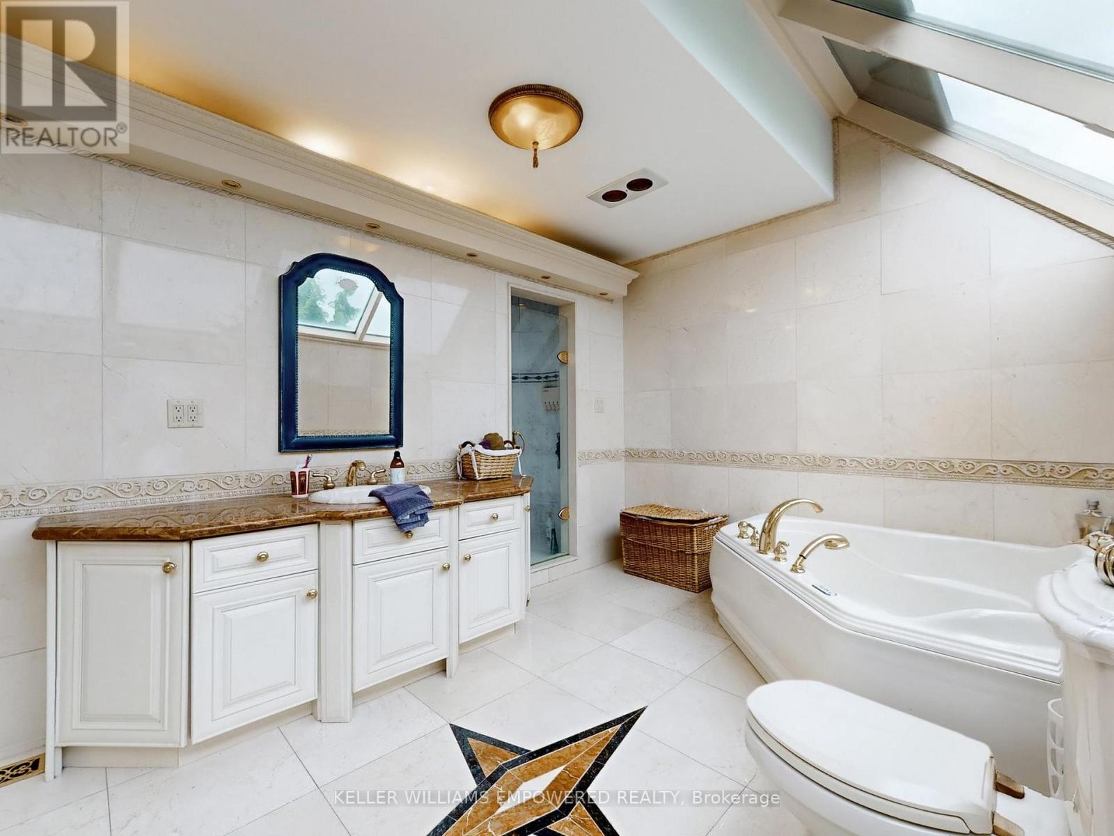 788 Woodland Acres Crescent, Vaughan, Ontario  L6A 1G2 - Photo 24 - N13239508