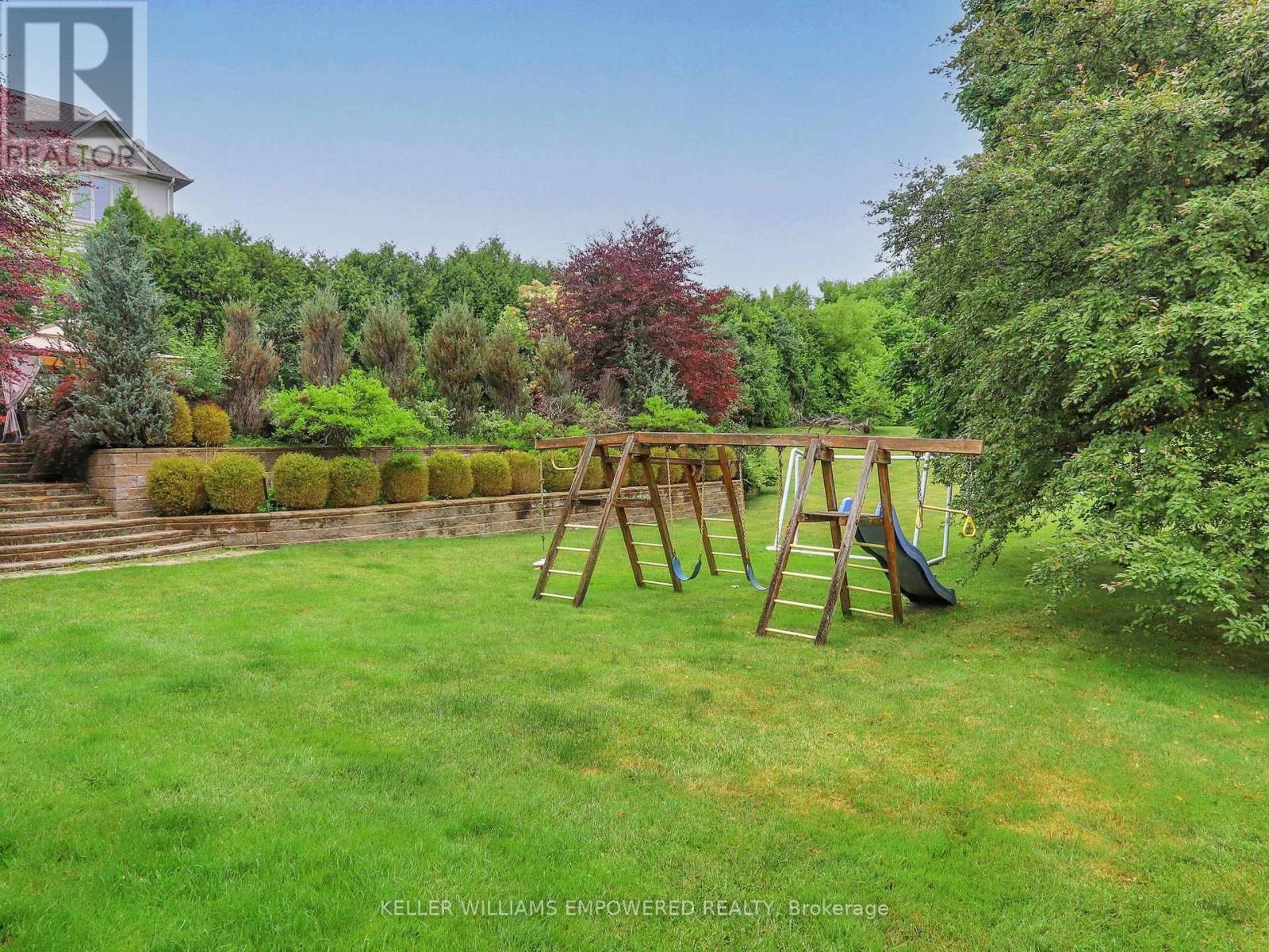 788 Woodland Acres Crescent, Vaughan, Ontario  L6A 1G2 - Photo 47 - N13239508