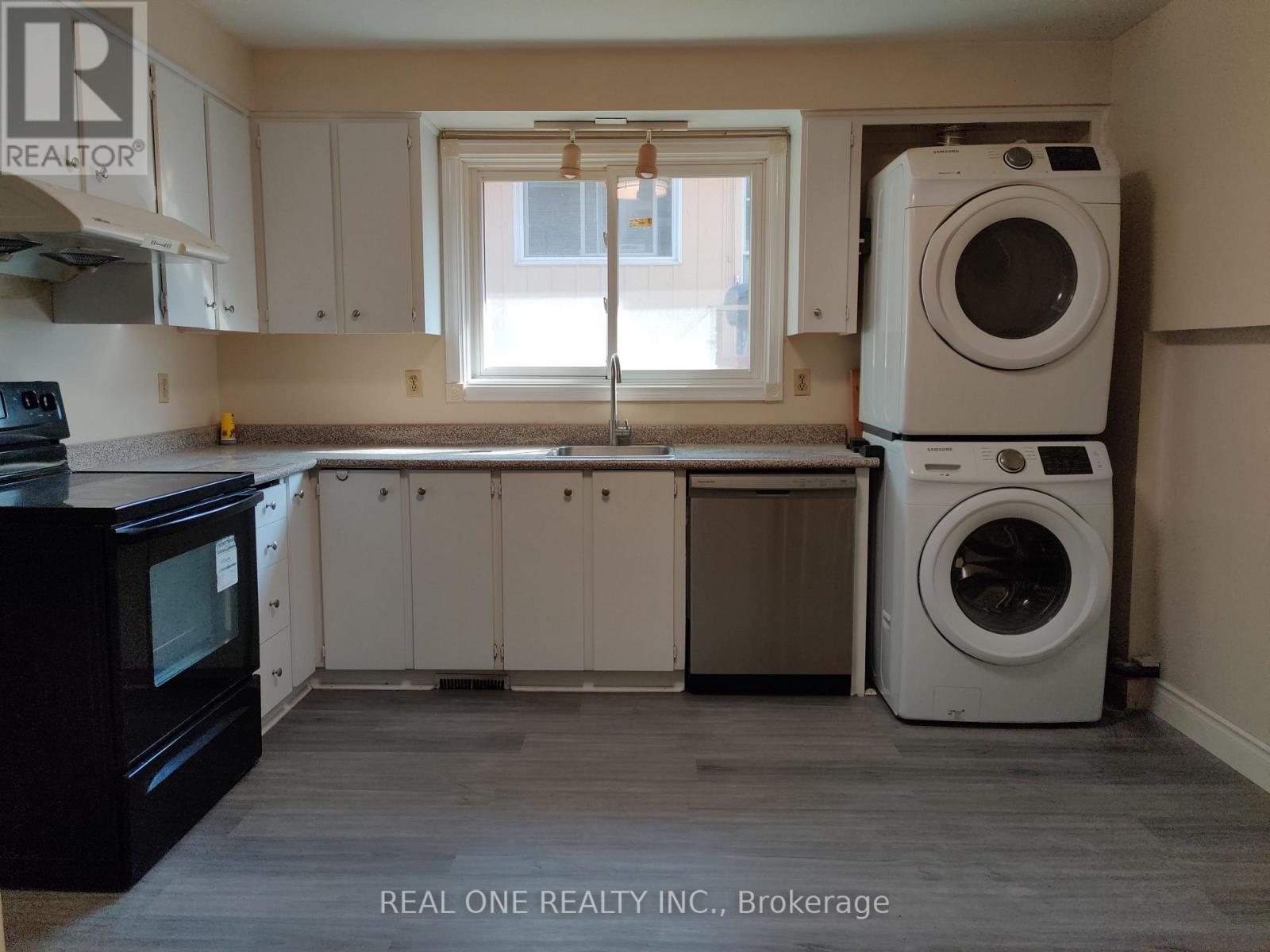 Upper - 93 Southdale Drive, Markham, Ontario  L3P 1K1 - Photo 2 - N13239542
