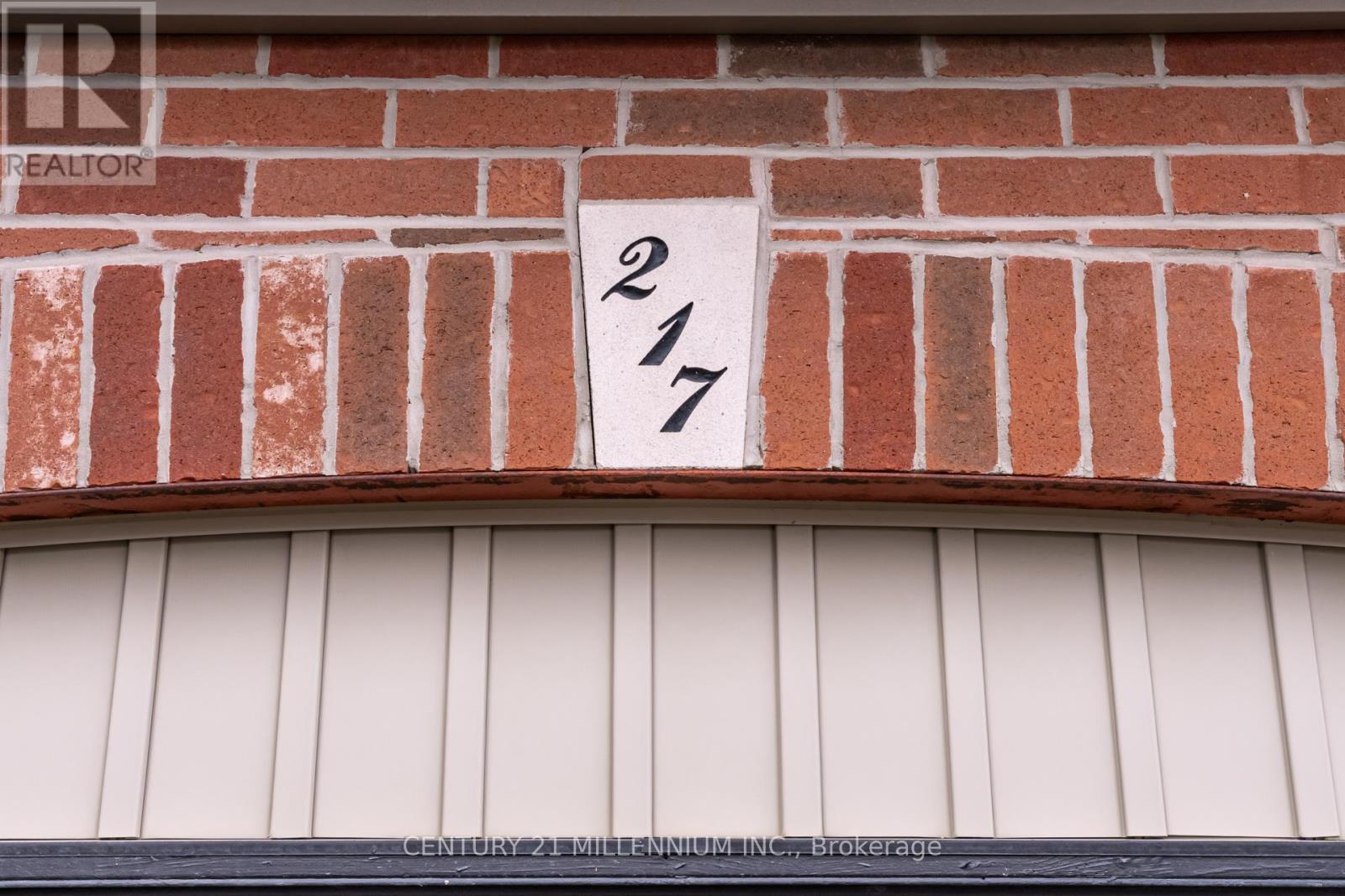 Upper - 217 King Street S, New Tecumseth, Ontario  L9R 1V4 - Photo 3 - N13239544