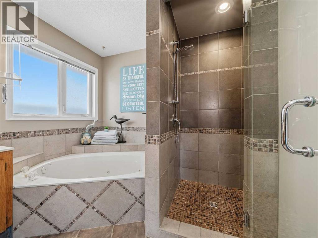 208 Shawnee Gardens Sw, Calgary, Alberta  T2Y 2V1 - Photo 29 - A2303906