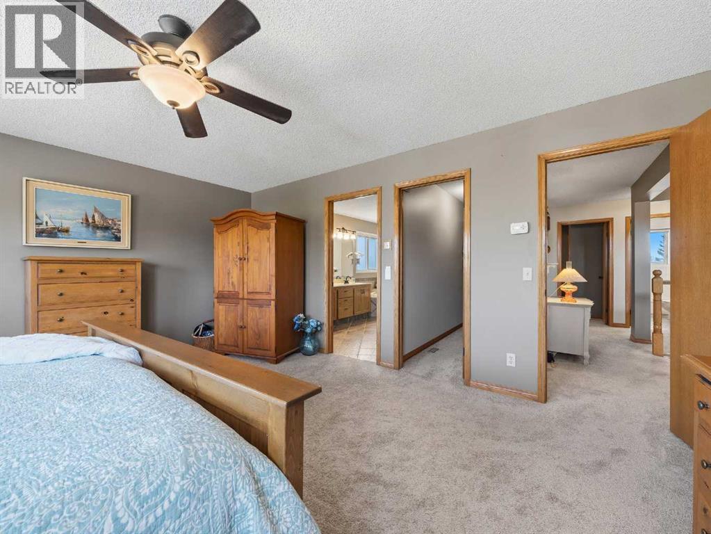 208 Shawnee Gardens Sw, Calgary, Alberta  T2Y 2V1 - Photo 27 - A2303906