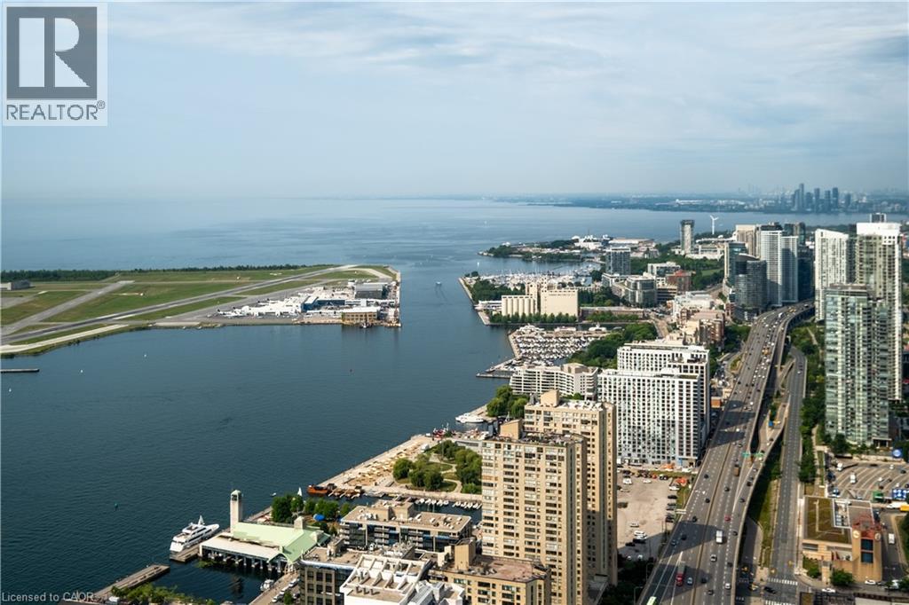10 York Street Unit# 6210, Toronto, Ontario  M5J 2L9 - Photo 1 - 40833636