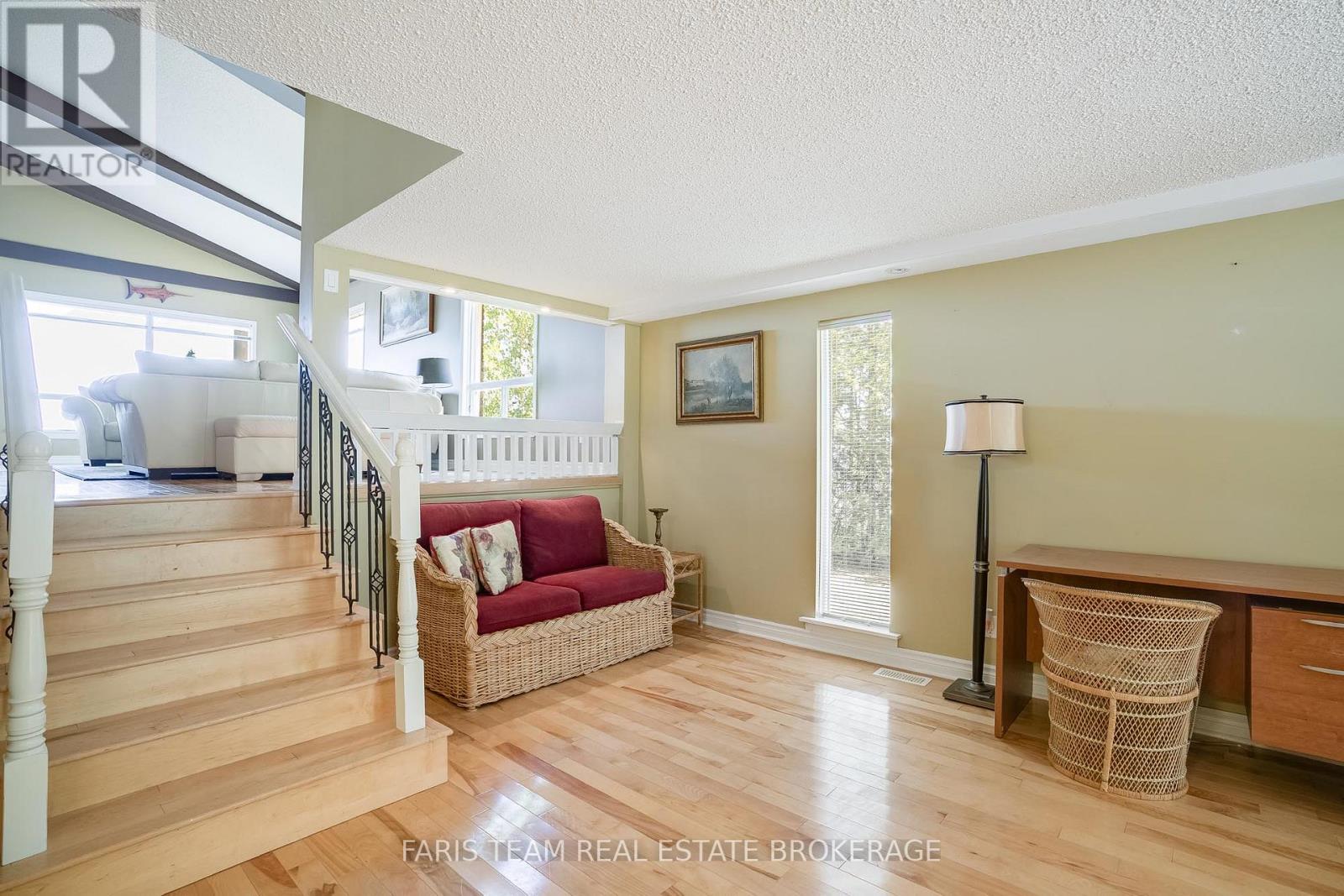 1787 Champlain Road, Tiny, Ontario  L9M 0B6 - Photo 14 - S13239272