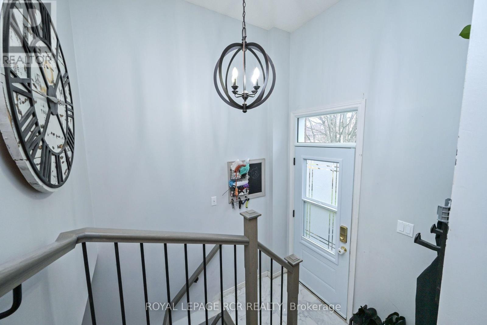 121 Dyer Drive, Wasaga Beach, Ontario  L9Z 1M1 - Photo 2 - S13239430