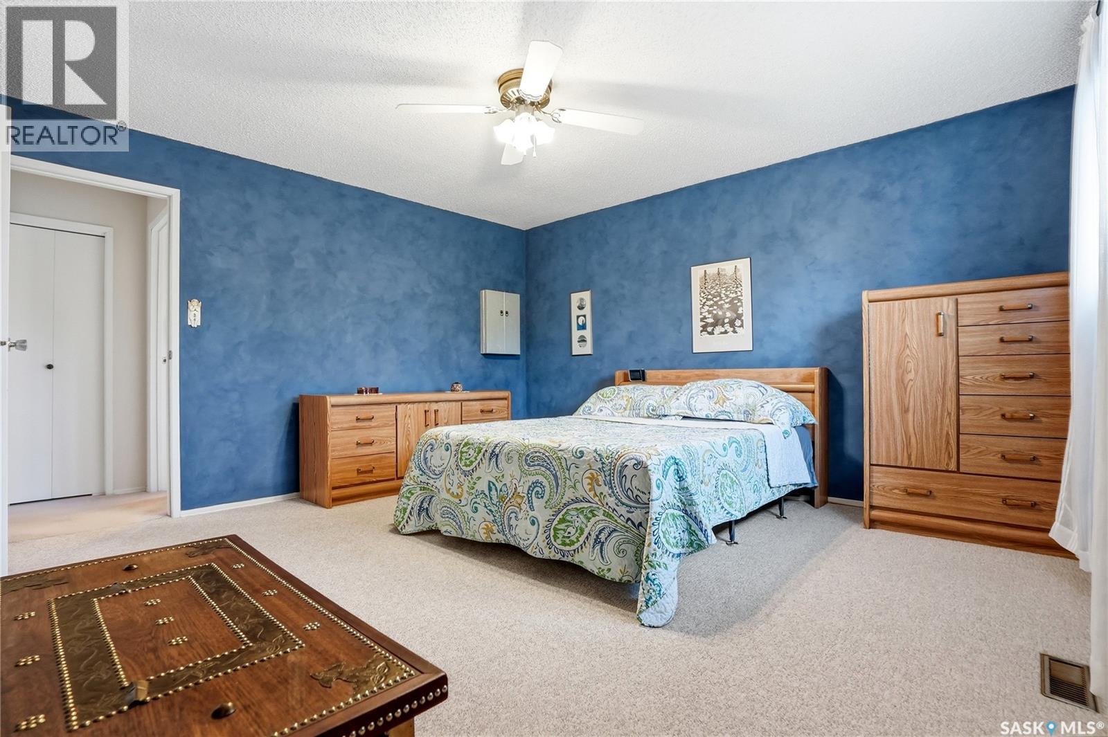 723 Candle Court, Saskatoon, Saskatchewan  S7K 4Z9 - Photo 35 - SK038073