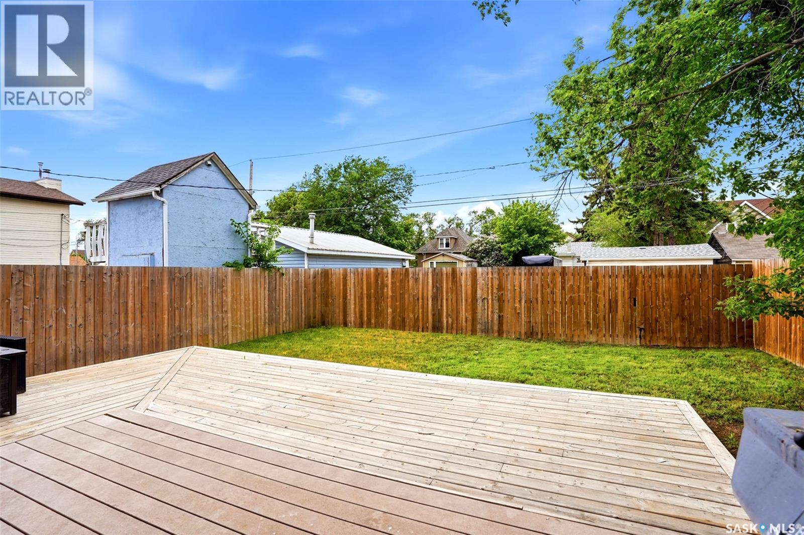 1030 Connaught Avenue, Moose Jaw, Saskatchewan  S6H 4B5 - Photo 27 - SK037911