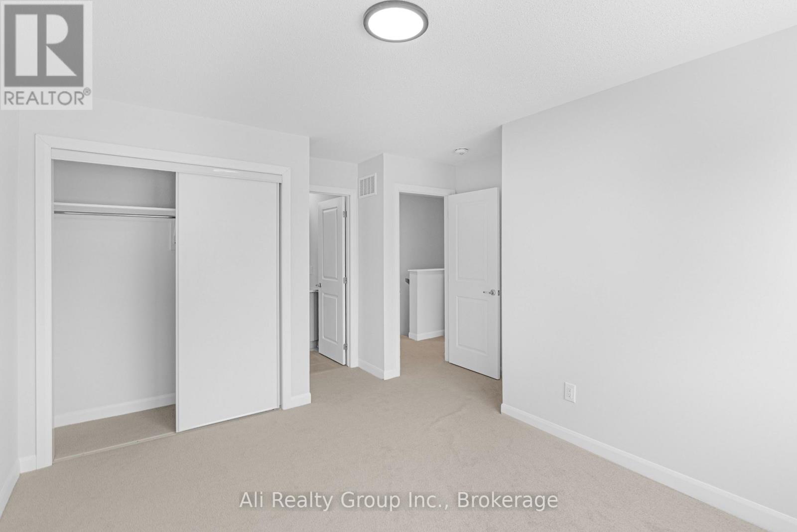 10 - 301 Glenroy Gilbert Drive, Ottawa, Ontario  K2J 5W2 - Photo 11 - X13239674