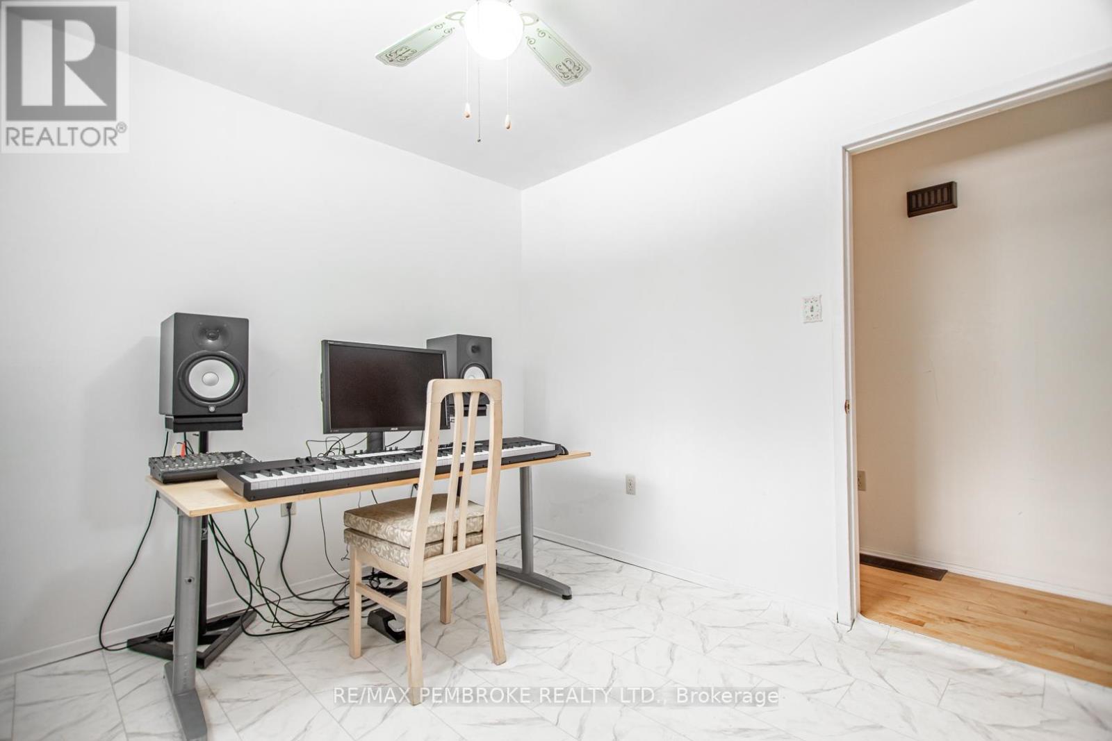 701 Smaglinski Stoppa Parkway, Madawaska Valley, Ontario  K0J 2N0 - Photo 14 - X13239634