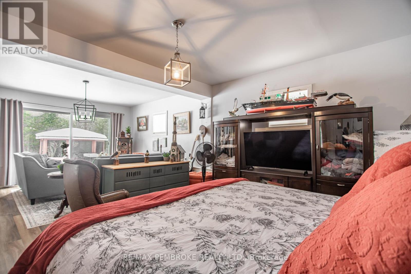 701 Smaglinski Stoppa Parkway, Madawaska Valley, Ontario  K0J 2N0 - Photo 23 - X13239634