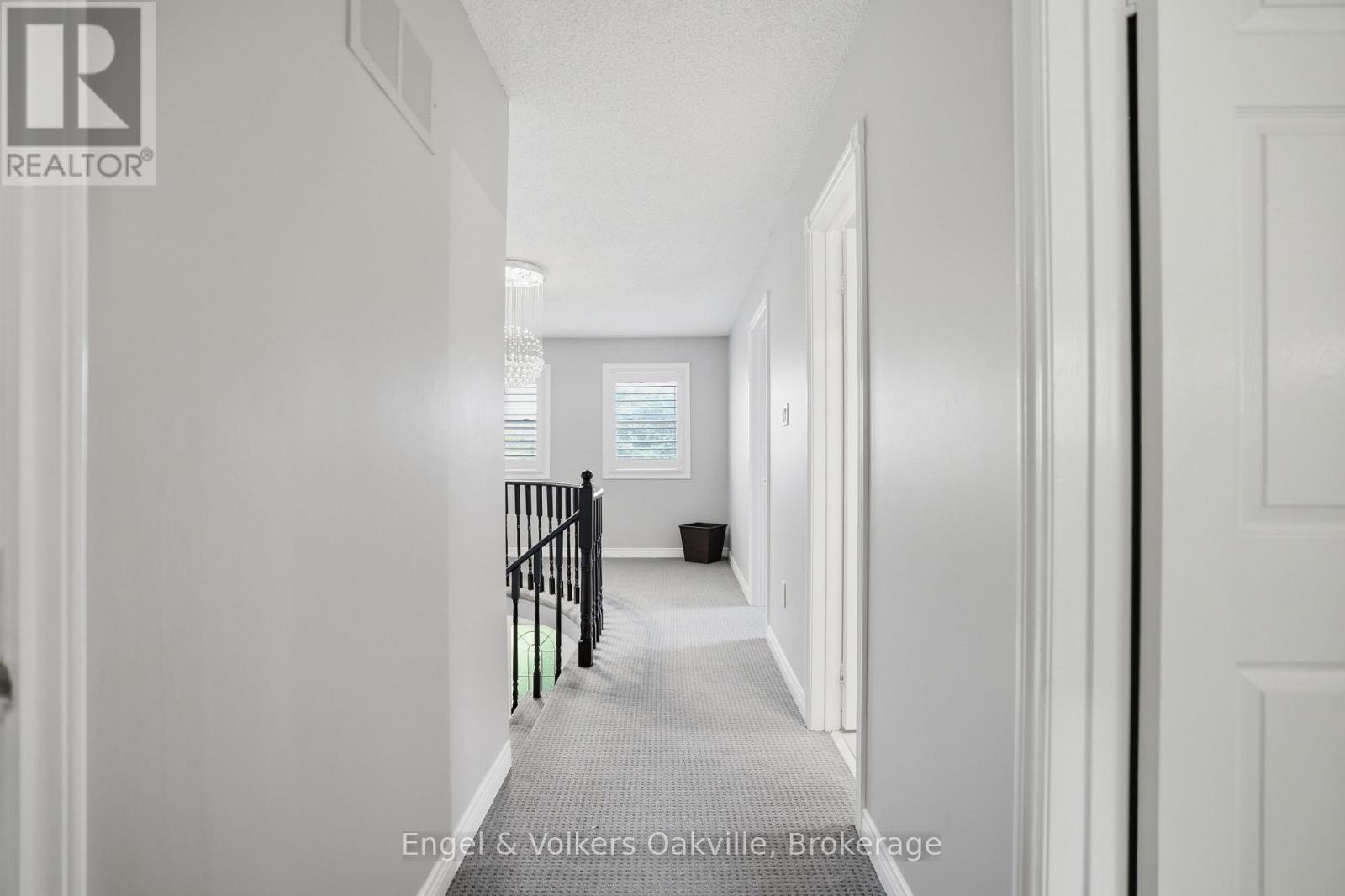 1245 Creekside Drive, Oakville, Ontario  L6H 4Y8 - Photo 24 - W13239572