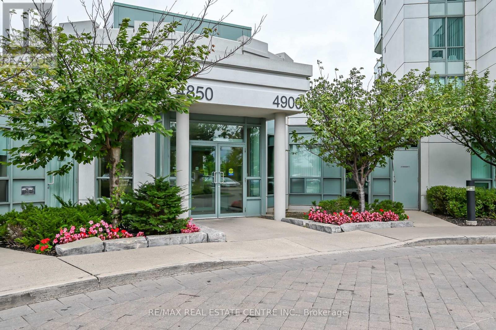 1611 - 4900 Glen Erin Drive, Mississauga, Ontario  L5M 7S2 - Photo 2 - W13239160