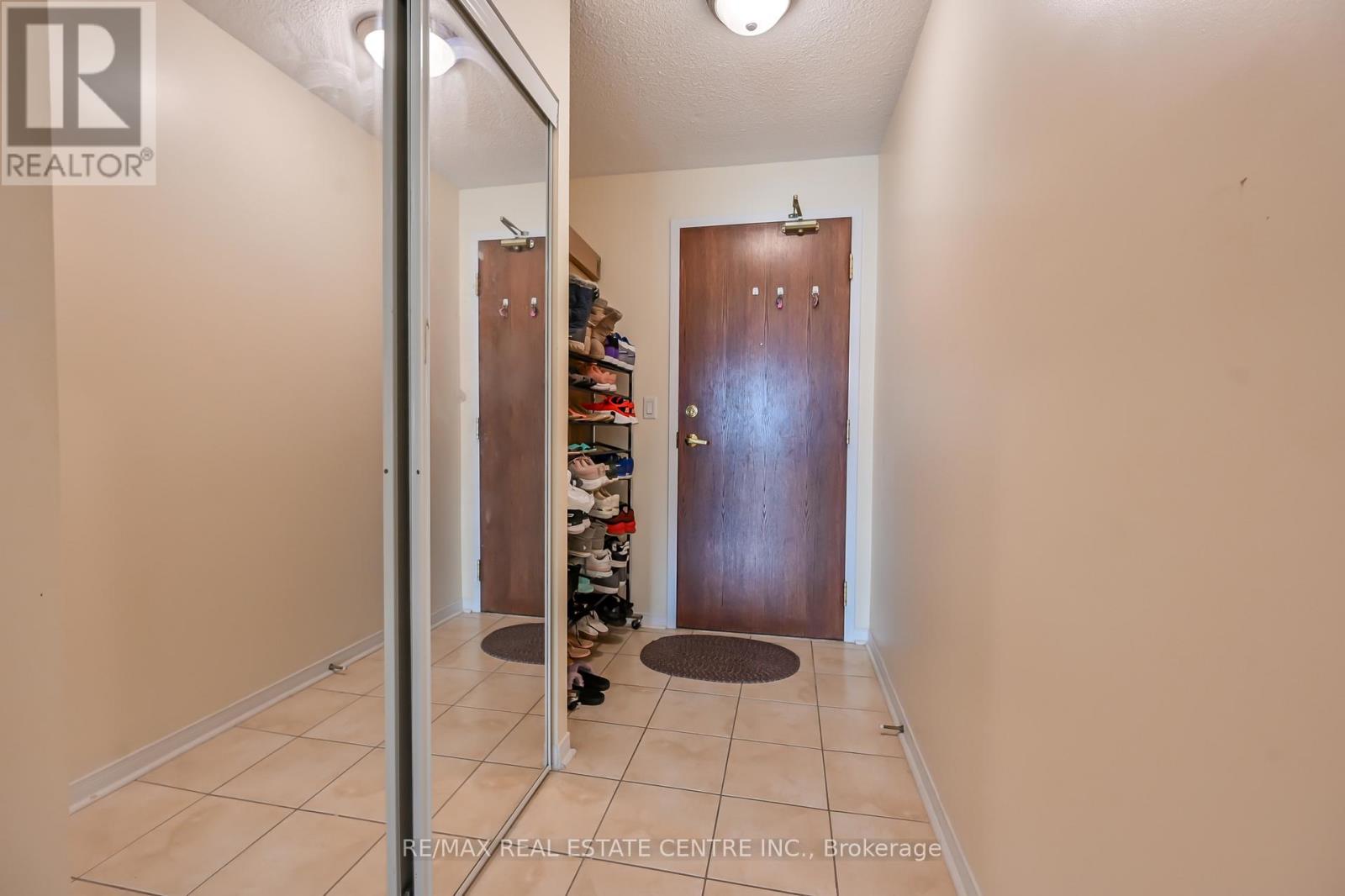 1611 - 4900 Glen Erin Drive, Mississauga, Ontario  L5M 7S2 - Photo 24 - W13239160