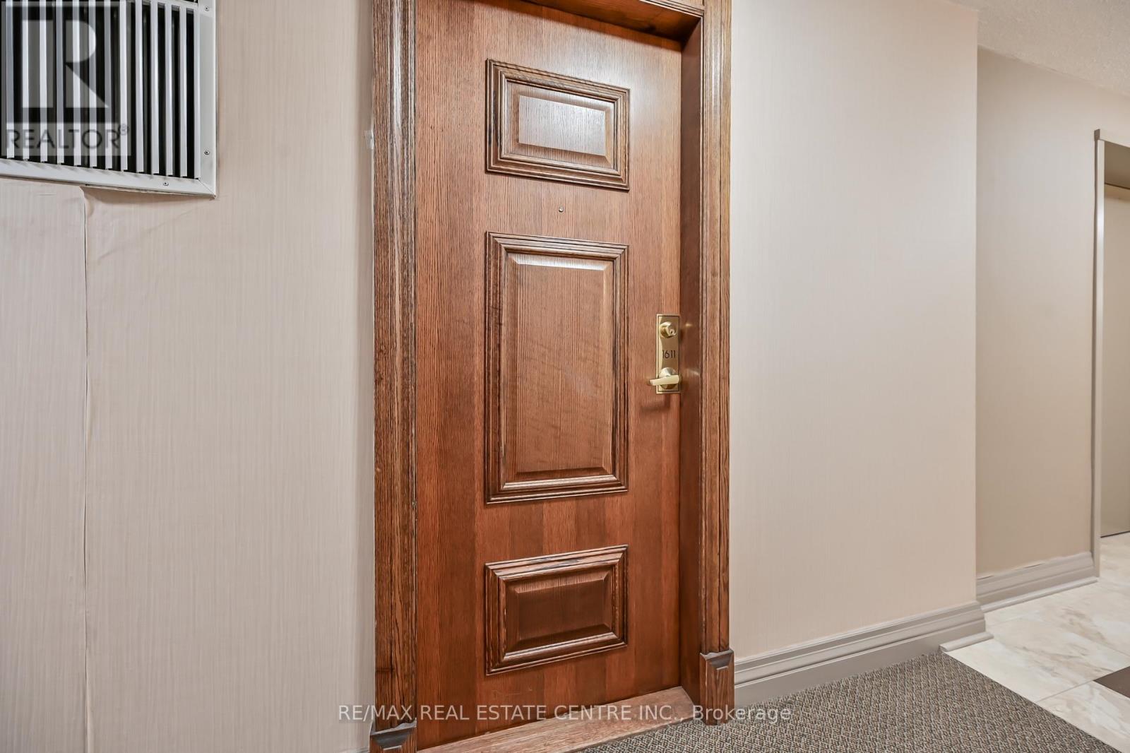 1611 - 4900 Glen Erin Drive, Mississauga, Ontario  L5M 7S2 - Photo 25 - W13239160