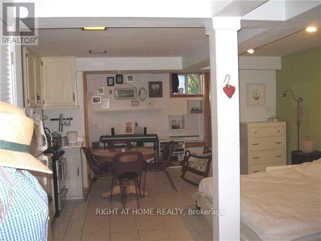 37 Deforest Road, Toronto, Ontario  M6S 1J1 - Photo 7 - W13239180