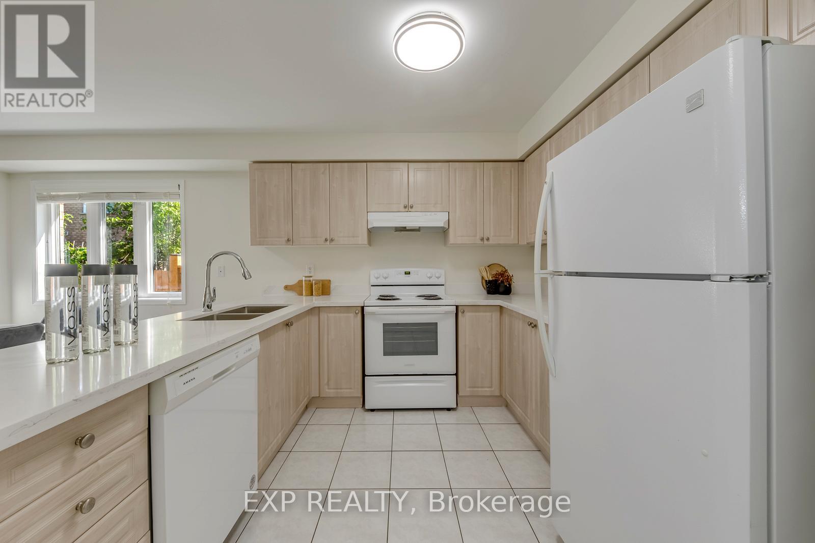 3079 Turbine Crescent, Mississauga, Ontario  L5M 6X1 - Photo 4 - W13239250