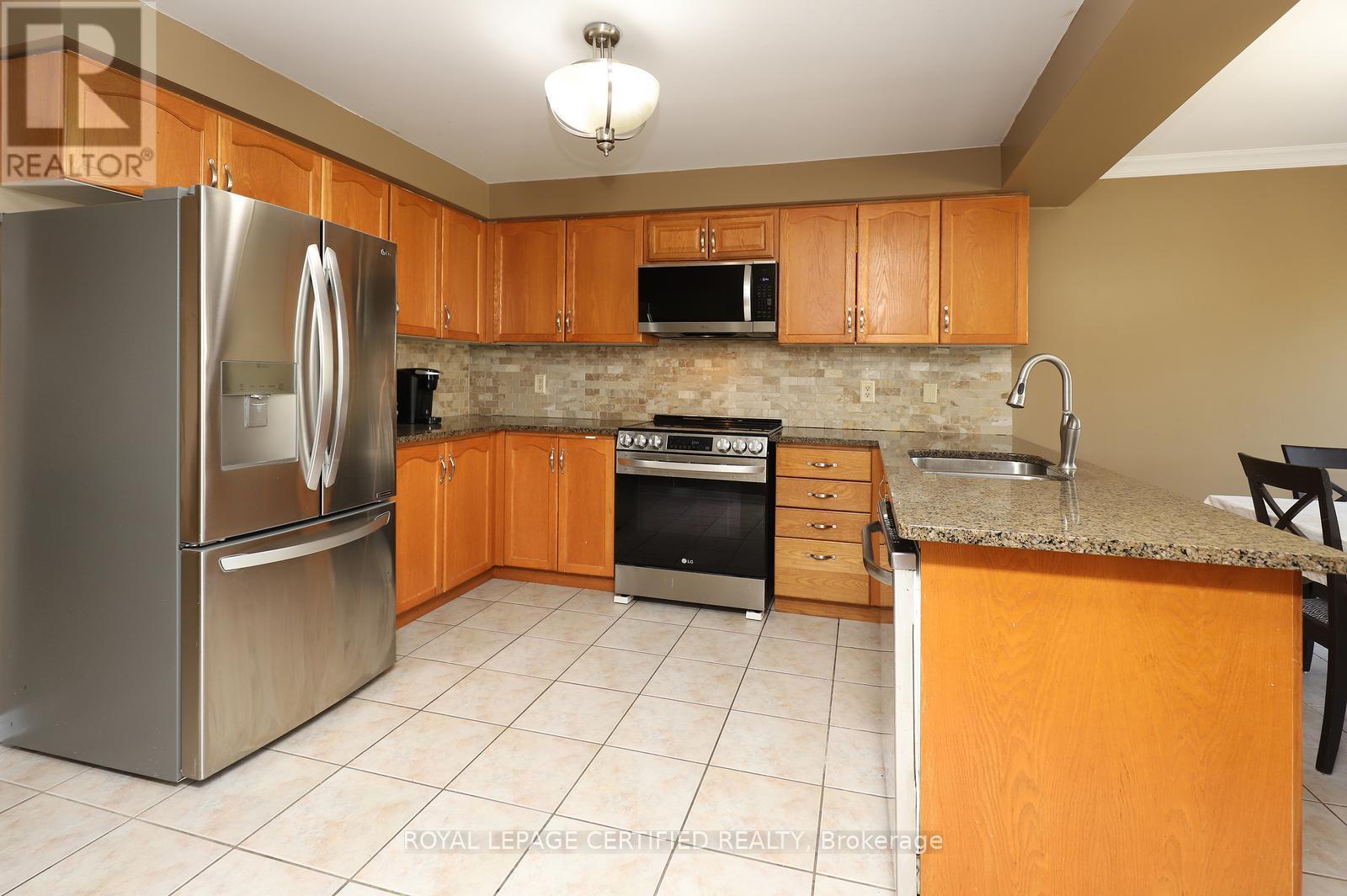 9 Split Rail Road, Brampton, Ontario  L6X 4S1 - Photo 13 - W13239270