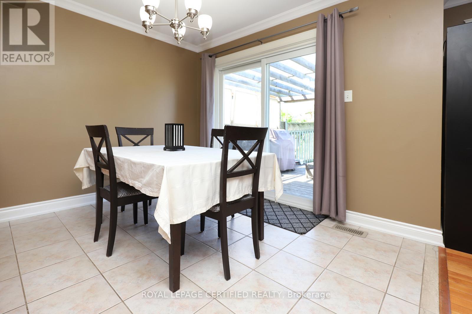 9 Split Rail Road, Brampton, Ontario  L6X 4S1 - Photo 15 - W13239270