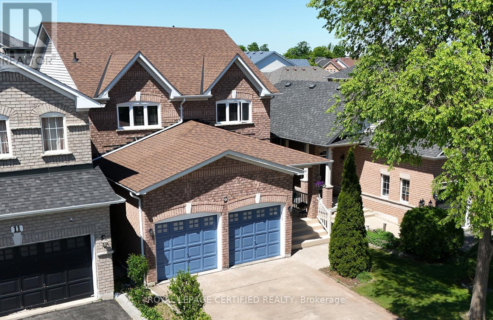 9 Split Rail Road, Brampton, Ontario  L6X 4S1 - Photo 2 - W13239270