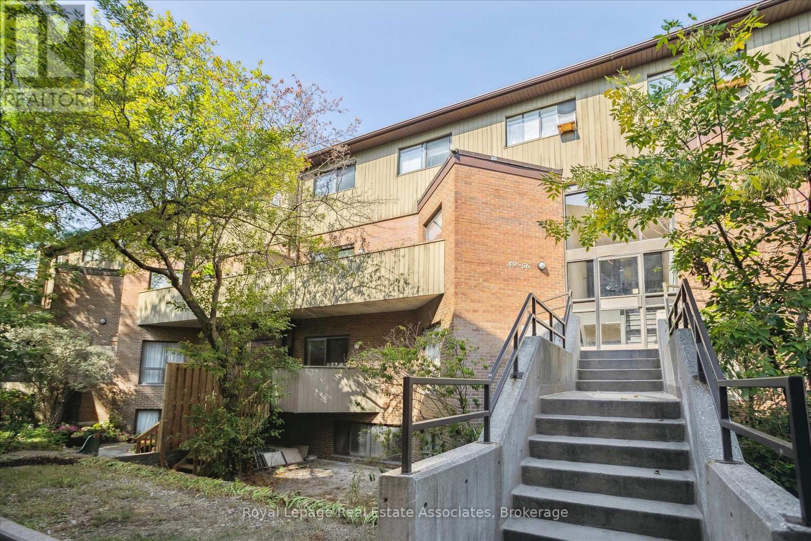 53 - 2035 South Millway, Mississauga, Ontario  L5L 1R7 - Photo 2 - W13239294