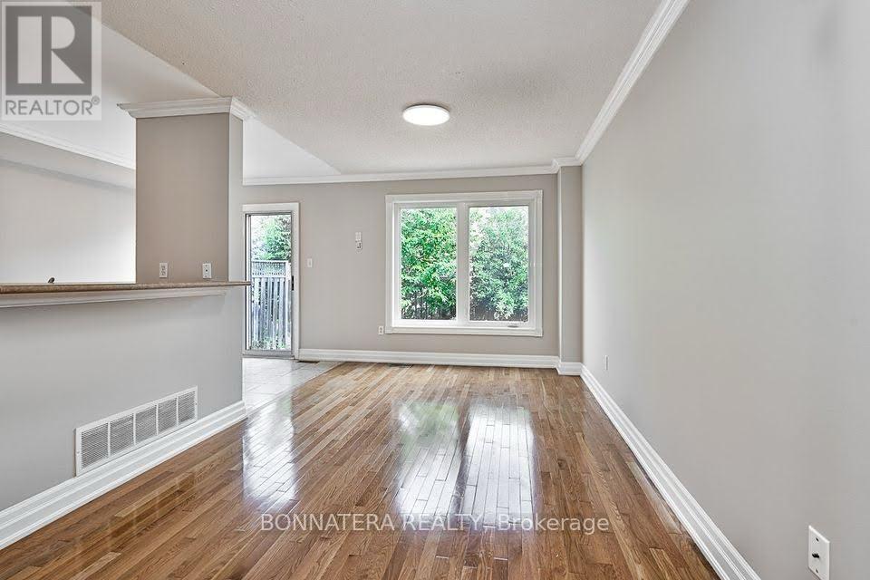 2399 Newcastle Crescent, Oakville, Ontario  L6M 4P8 - Photo 4 - W13239314