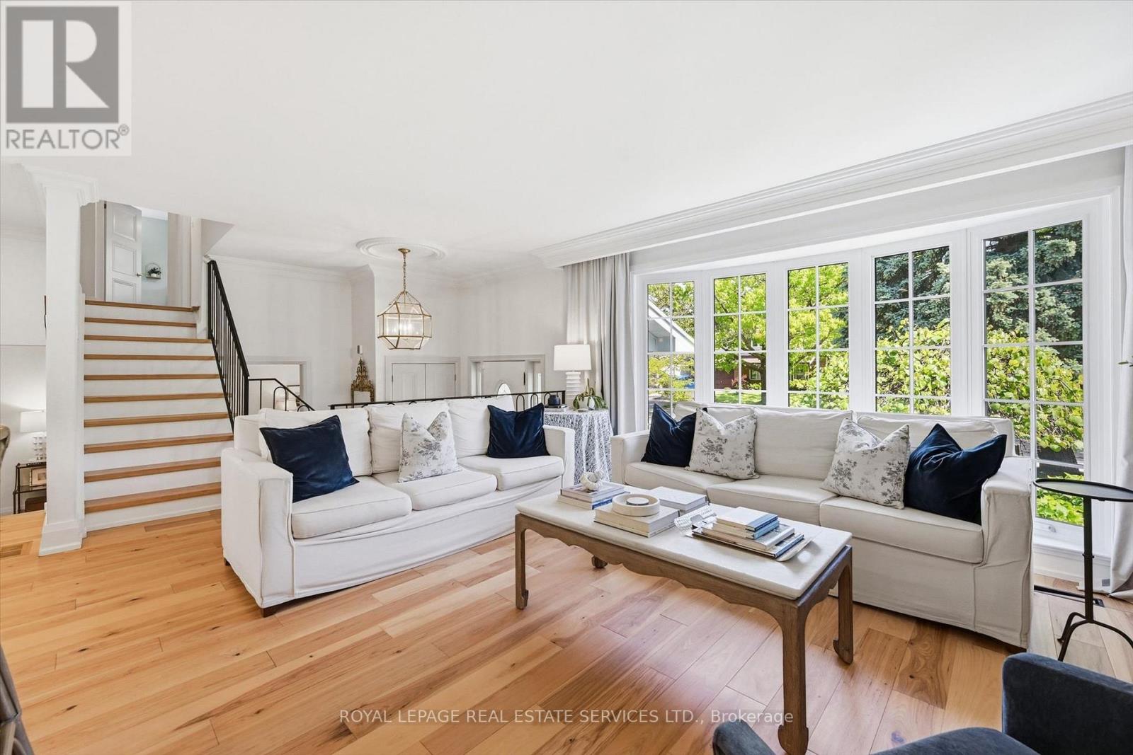 194 Solingate Drive, Oakville, Ontario  L6L 3T1 - Photo 17 - W13239340