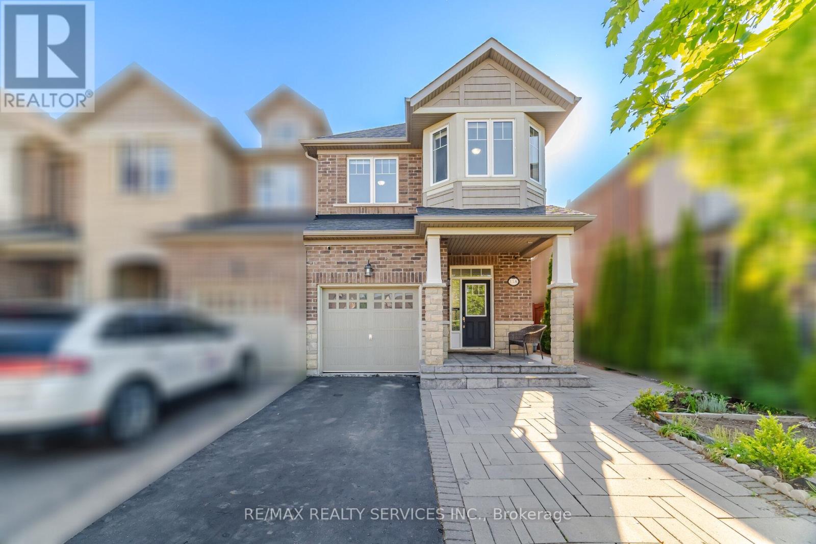 118 Tundra Road, Caledon, Ontario  L7C 4A6 - Photo 5 - W13239374