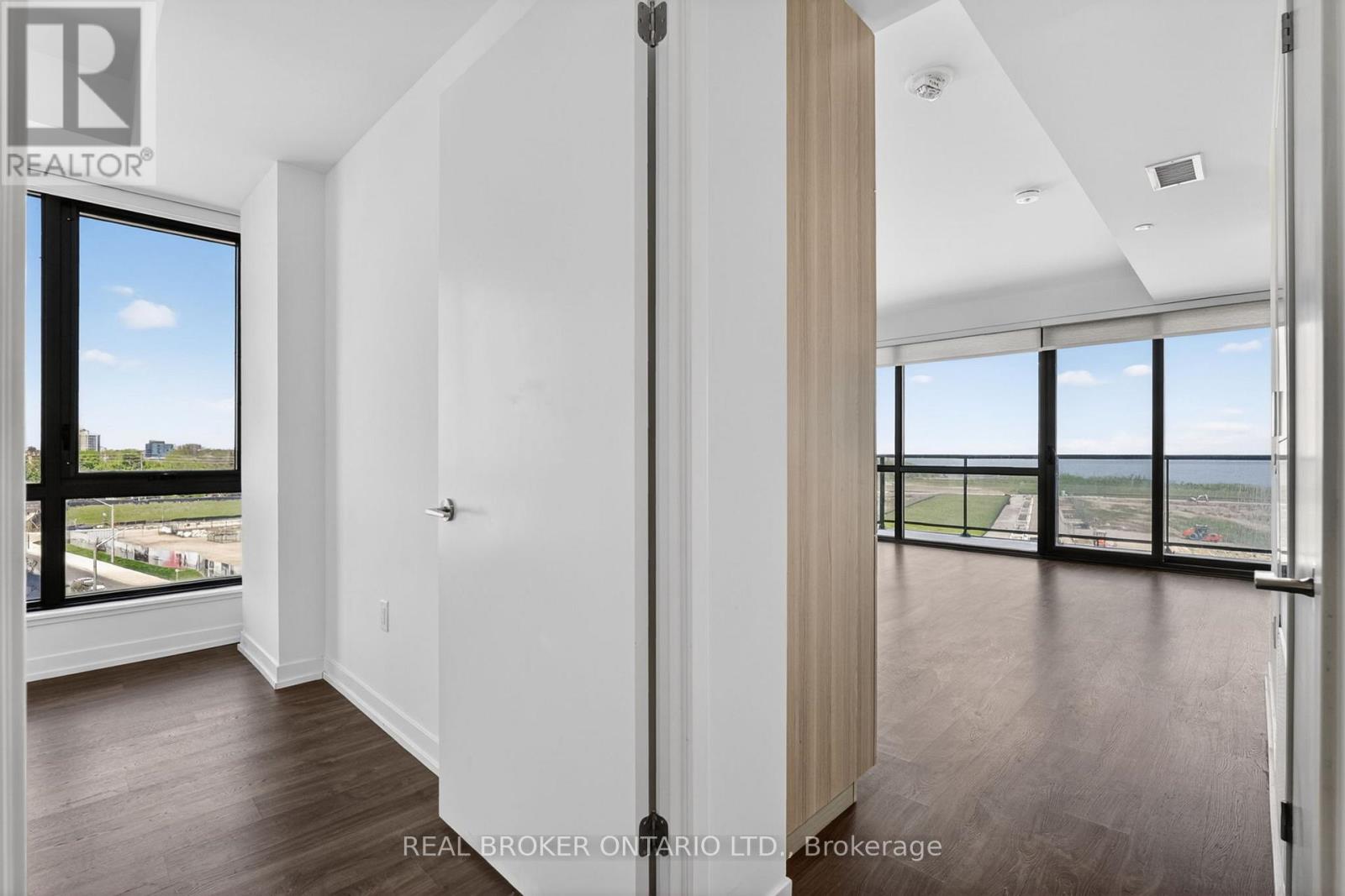 416 - 251 Masonry Way, Mississauga, Ontario  L5H 0B3 - Photo 8 - W13239394