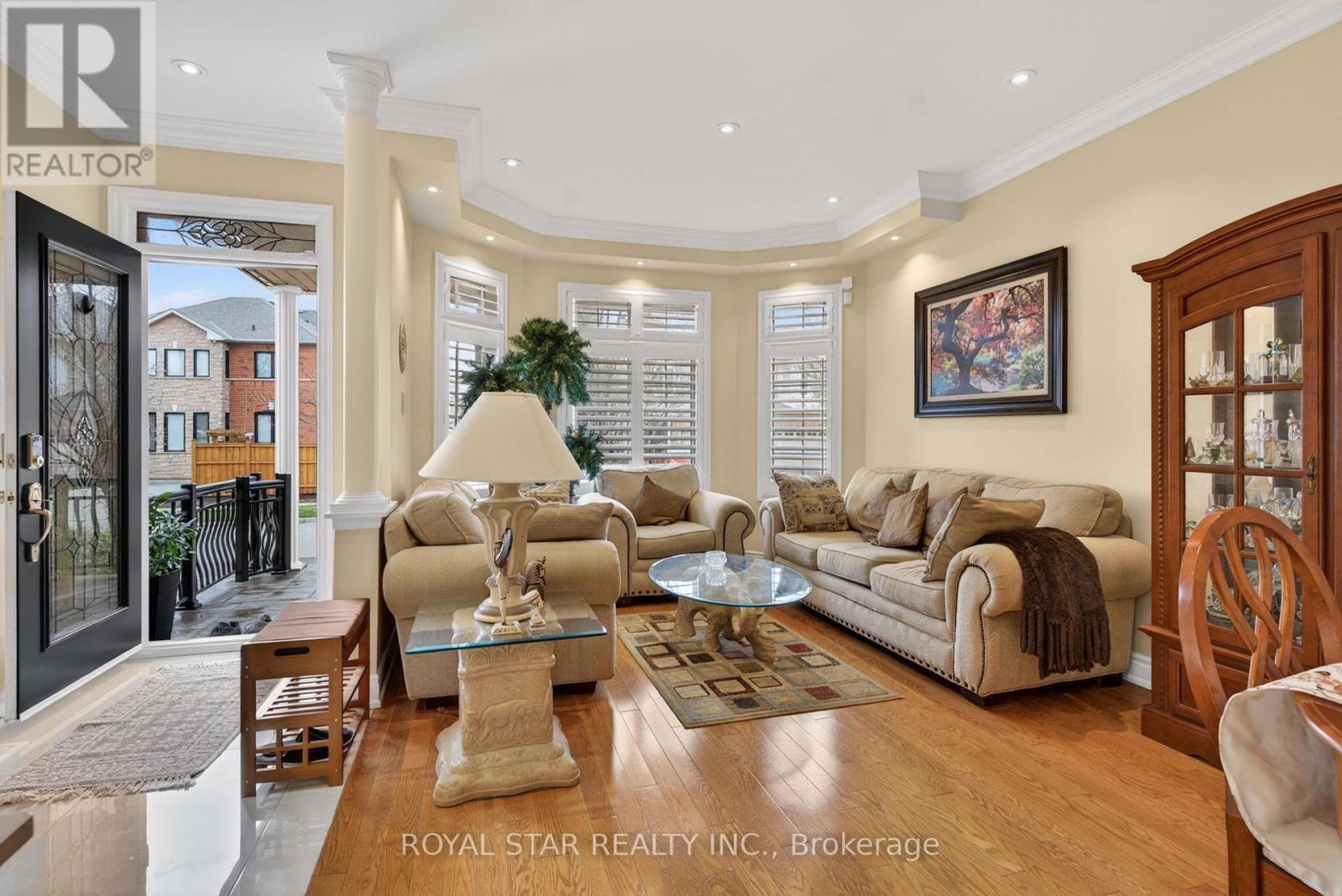 3841 Edgecliffe Run, Mississauga, Ontario  L5M 6N6 - Photo 8 - W13239420
