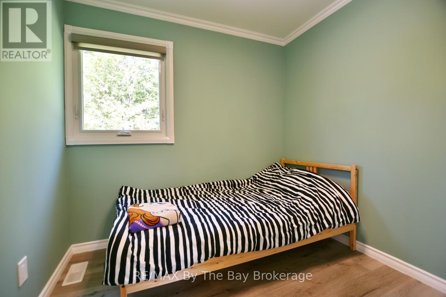 23 Sunnidale Road N, Wasaga Beach, Ontario  L9Z 2B7 - Photo 17 - S13239614