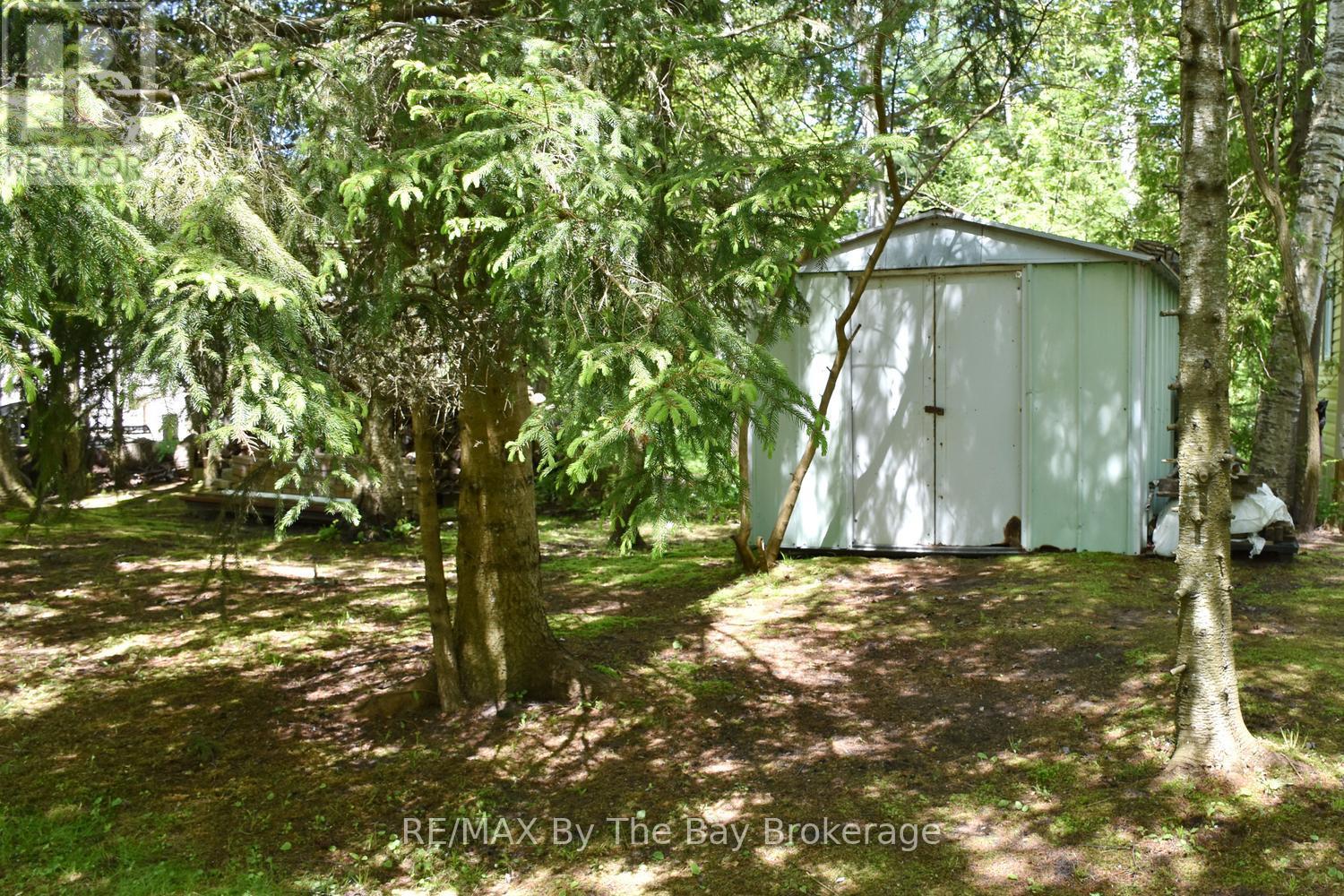 23 Sunnidale Road N, Wasaga Beach, Ontario  L9Z 2B7 - Photo 21 - S13239614