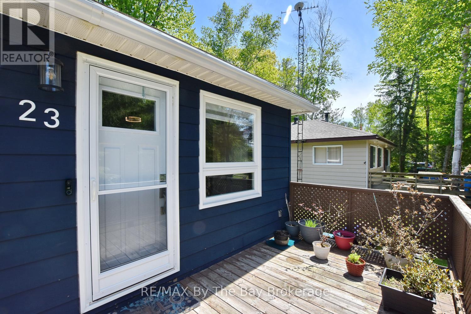 23 Sunnidale Road N, Wasaga Beach, Ontario  L9Z 2B7 - Photo 6 - S13239614