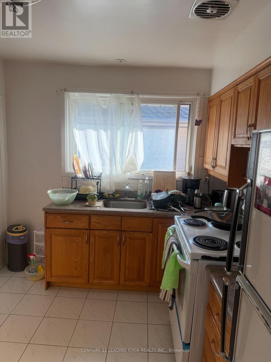 Main - 62 Lombardy Crescent, Toronto, Ontario  M1K 4N9 - Photo 13 - E13137260