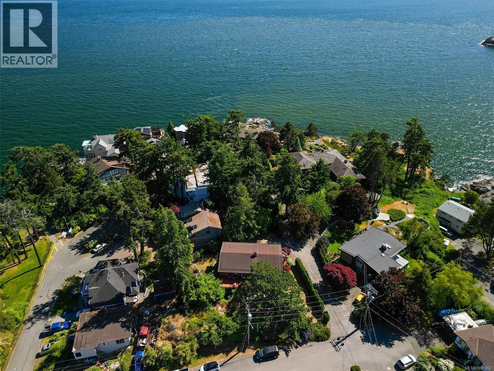 1413 Beatty St, Esquimalt, British Columbia  V9A 5L5 - Photo 36 - 1031082