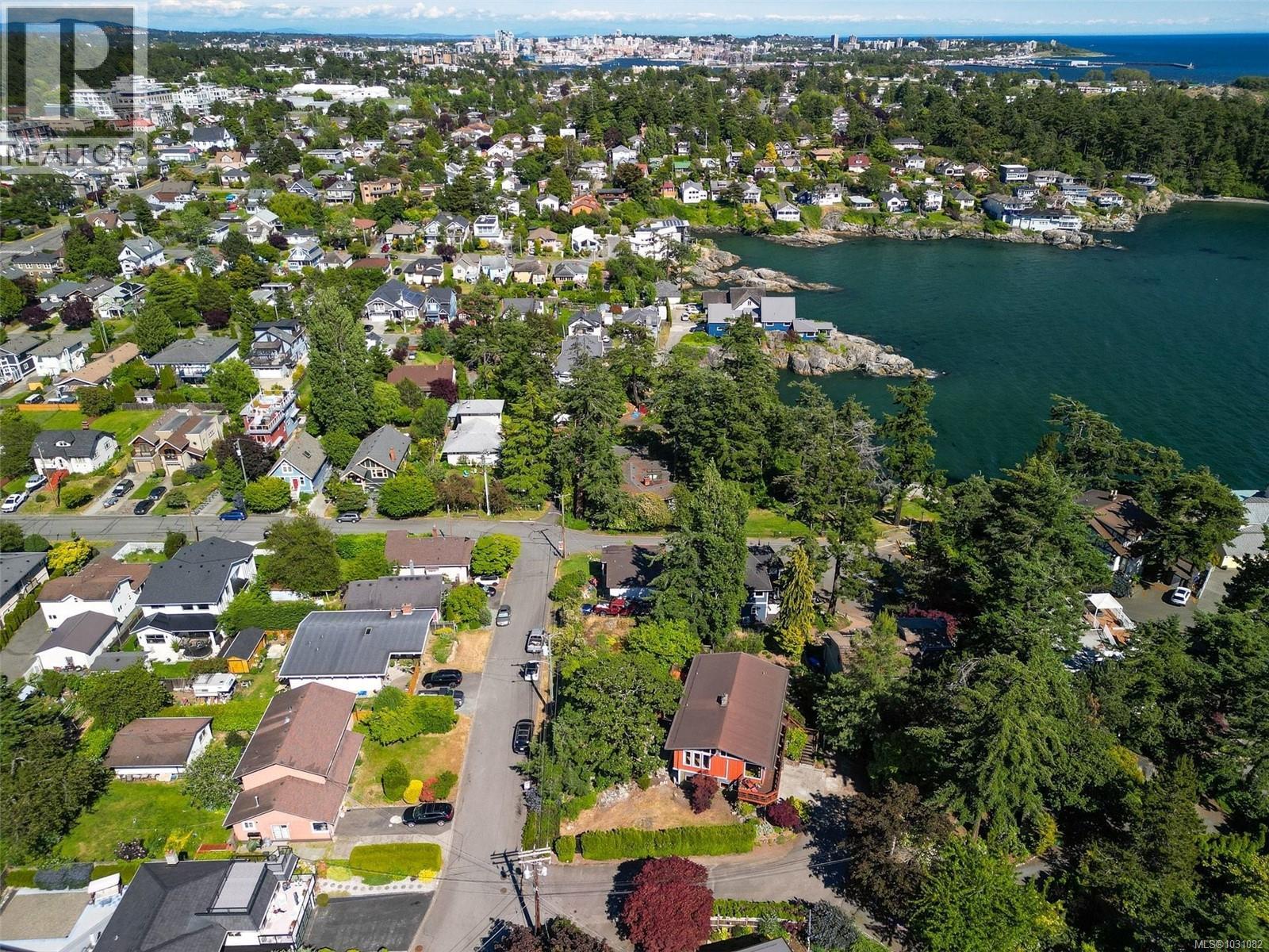 1413 Beatty St, Esquimalt, British Columbia  V9A 5L5 - Photo 38 - 1031082