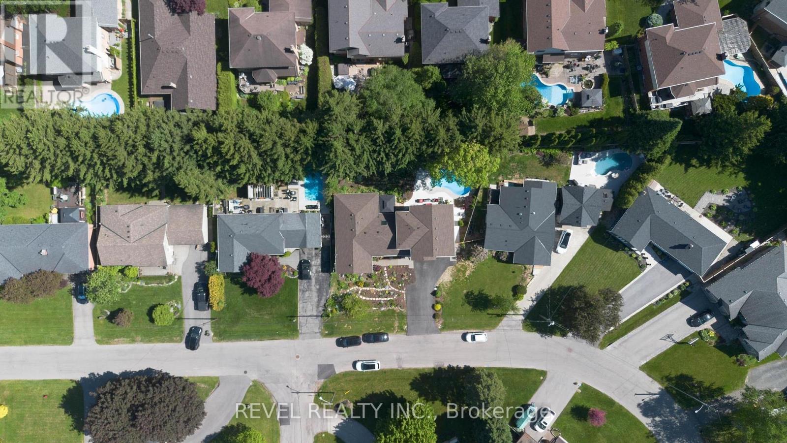 82 Cumming Court, Hamilton, Ontario  L9G 1V3 - Photo 46 - X13239310