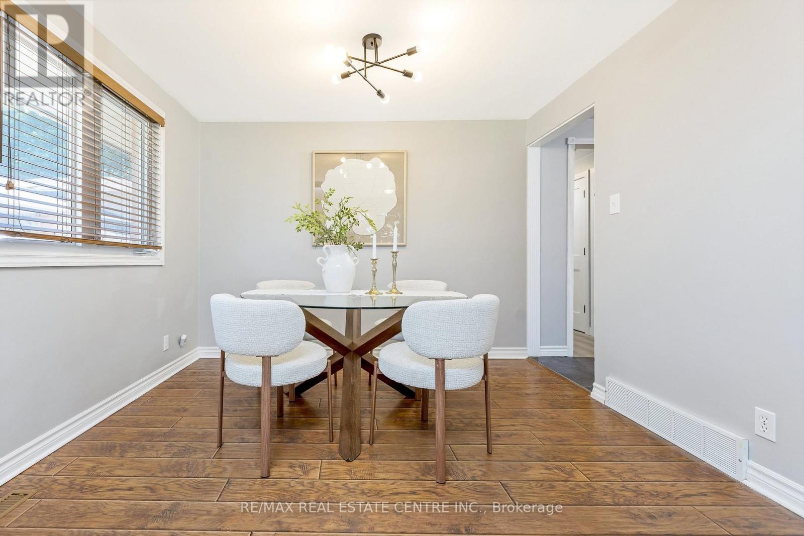 12 Selkirk Court, Kitchener, Ontario  N2E 1M3 - Photo 12 - X13239484