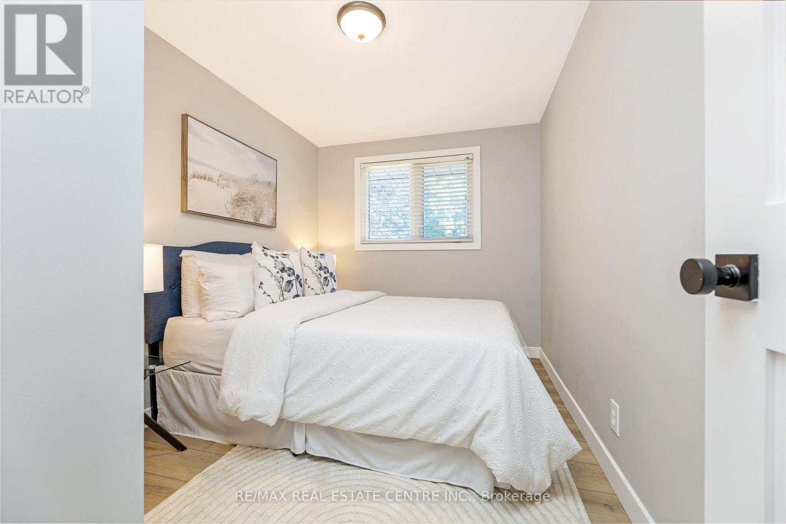 12 Selkirk Court, Kitchener, Ontario  N2E 1M3 - Photo 19 - X13239484