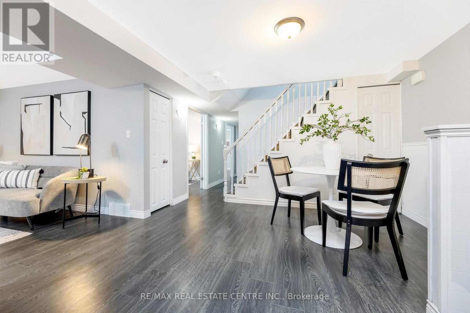 12 Selkirk Court, Kitchener, Ontario  N2E 1M3 - Photo 25 - X13239484