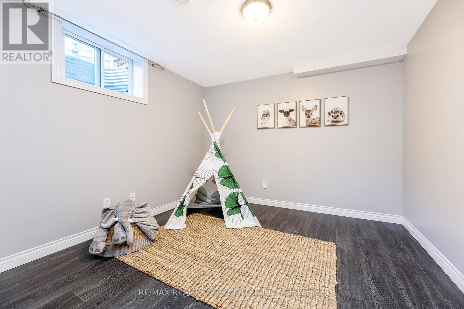 12 Selkirk Court, Kitchener, Ontario  N2E 1M3 - Photo 29 - X13239484