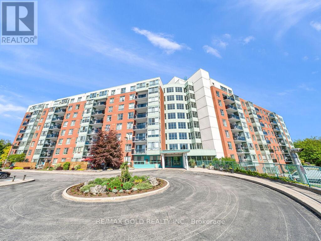 611 - 30 BLUE SPRINGS DRIVE, Waterloo, Ontario