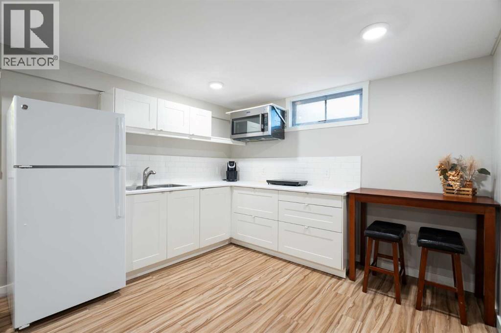 3123 Brentwood Boulevard Nw, Calgary, Alberta  T2L 1L9 - Photo 33 - A2316631