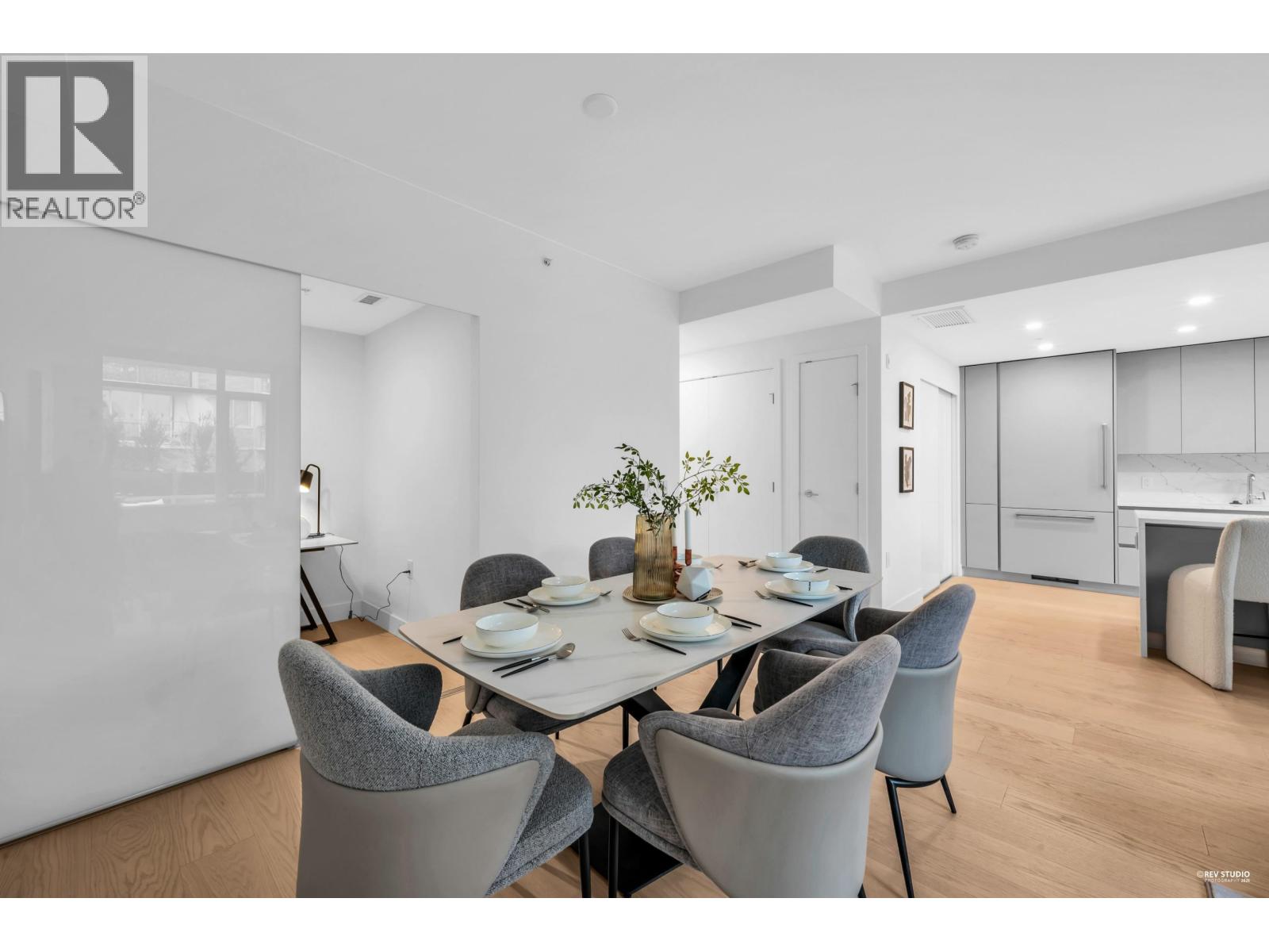 301 1331 Marine Drive, West Vancouver, British Columbia  V7T 1B6 - Photo 24 - R3132136