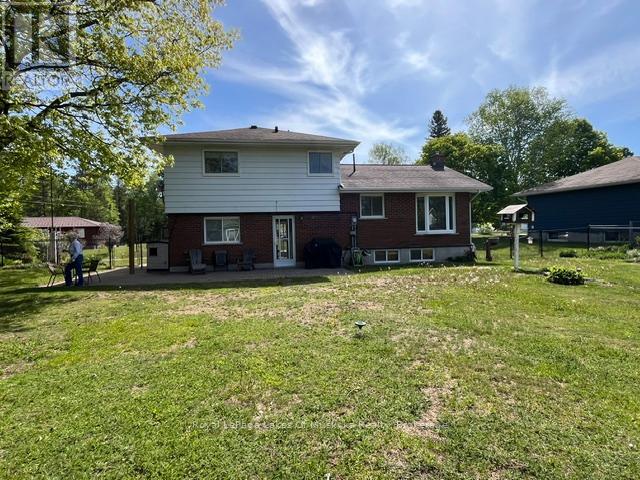 25 Fitz Avenue, South River, Ontario  P0A 1X0 - Photo 14 - X13239654
