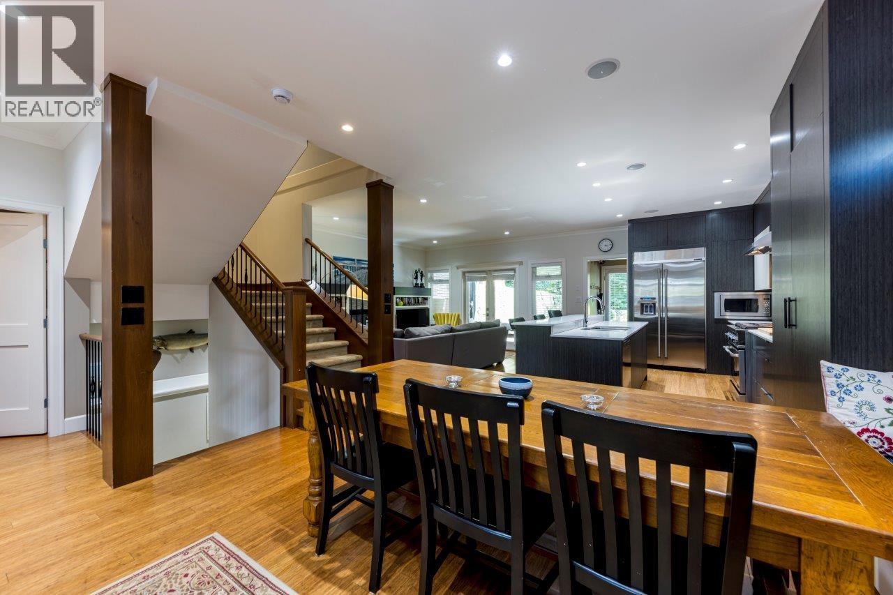 1426 Draycott Road, North Vancouver, British Columbia  V7J 1W2 - Photo 3 - R3132117