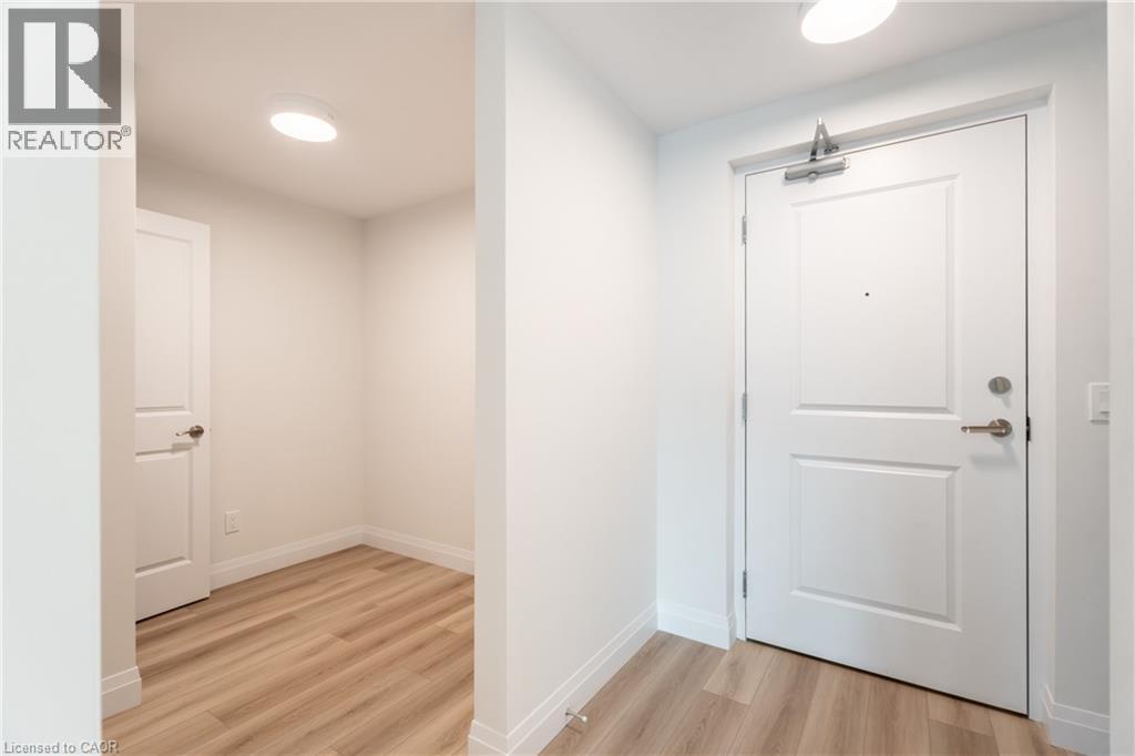 153 Wilson Street W Unit# 319, Ancaster, Ontario  L9G 1N4 - Photo 6 - 40836411