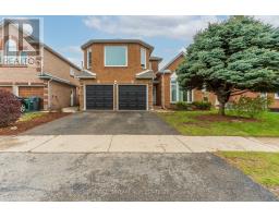 4 LEEWARD DRIVE, Brampton, Ontario
