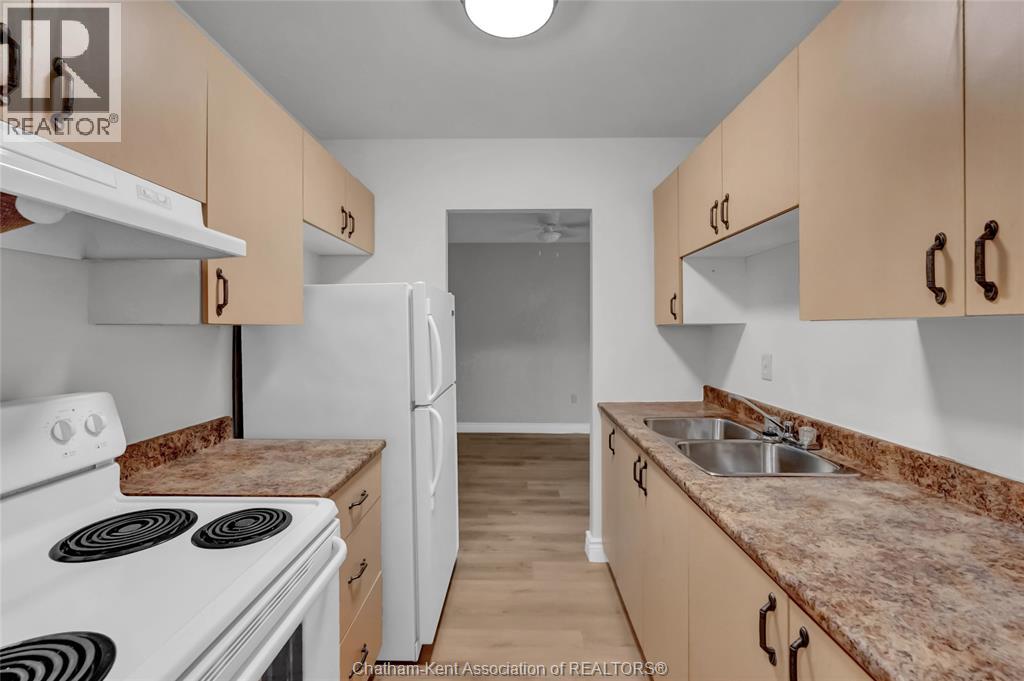 130 Park Avenue East Unit# 408, Chatham, Ontario  N7M 3V6 - Photo 5 - 26013105